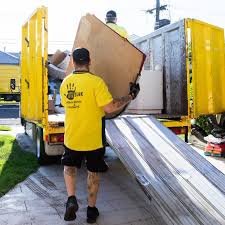 Best Commercial Junk Removal  in Des Moines, WA